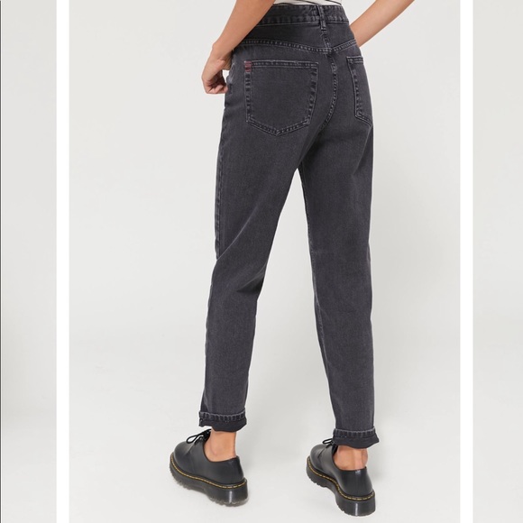 UO Mom Jean (Washed Black) - Picture 3 of 4